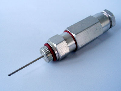 9����F��